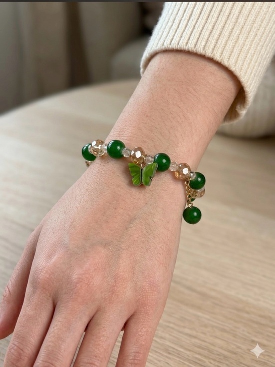 Hand Crafted Jewelry - Green Jade and Glass Butterfly Bracelet
